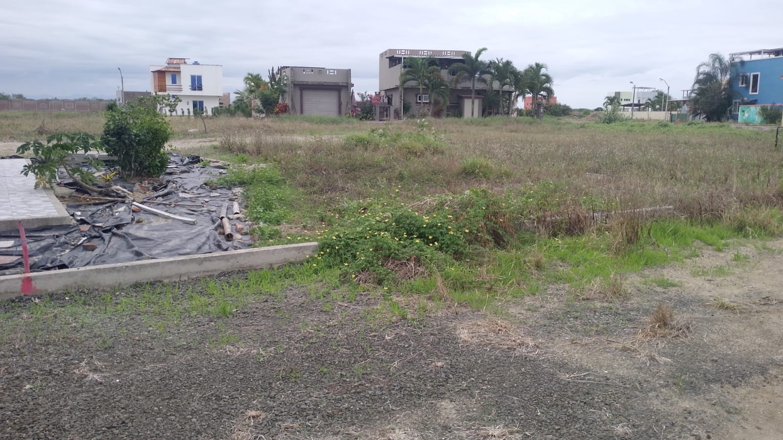 Lote de terreno Montecristi